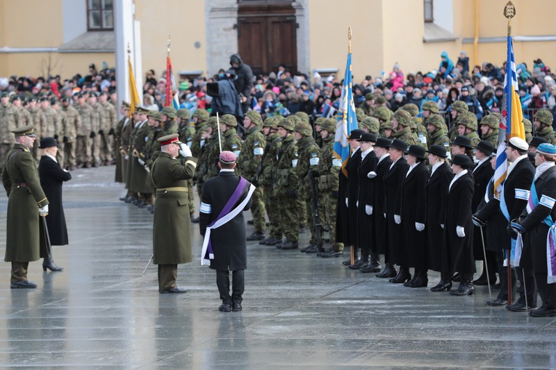 Ky la binh si, vu khi NATO tran ngap thu do Estonia